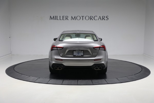 Used 2022 Maserati Ghibli Modena Q4 for sale Sold at Maserati of Greenwich in Greenwich CT 06830 13