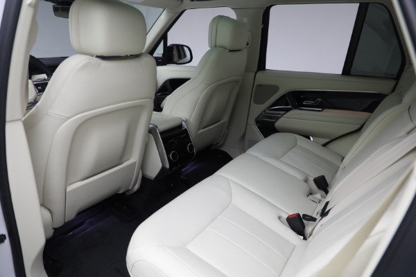 Used 2023 Land Rover Range Rover P530 SE for sale Sold at Maserati of Greenwich in Greenwich CT 06830 17