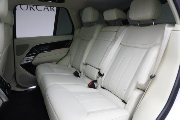 Used 2023 Land Rover Range Rover P530 SE for sale Sold at Maserati of Greenwich in Greenwich CT 06830 19