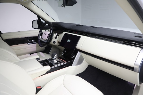 Used 2023 Land Rover Range Rover P530 SE for sale Sold at Maserati of Greenwich in Greenwich CT 06830 20