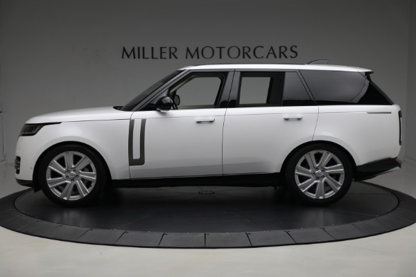 Used 2023 Land Rover Range Rover P530 SE for sale Sold at Maserati of Greenwich in Greenwich CT 06830 3