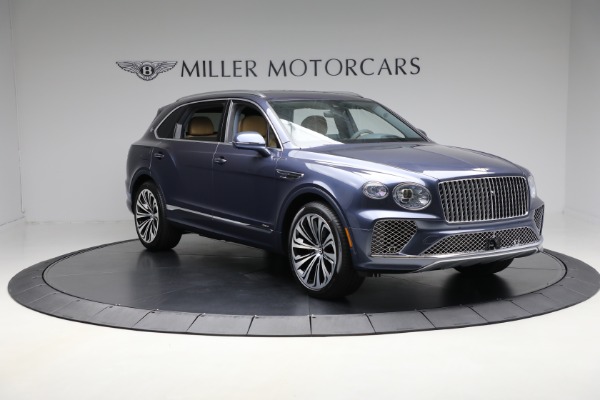 Used 2025 Bentley Bentayga EWB Azure V8 for sale $239,900 at Maserati of Greenwich in Greenwich CT 06830 11