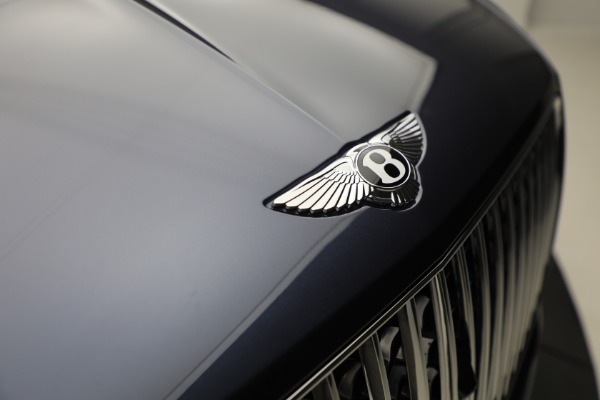 Used 2025 Bentley Bentayga EWB Azure V8 for sale $239,900 at Maserati of Greenwich in Greenwich CT 06830 14