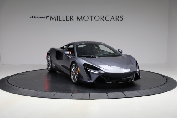 Used 2025 McLaren Artura Vision for sale $292,398 at Maserati of Greenwich in Greenwich CT 06830 11