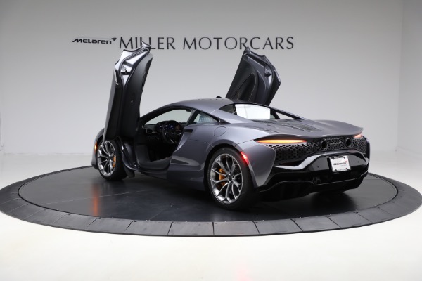 Used 2025 McLaren Artura Vision for sale $292,398 at Maserati of Greenwich in Greenwich CT 06830 18