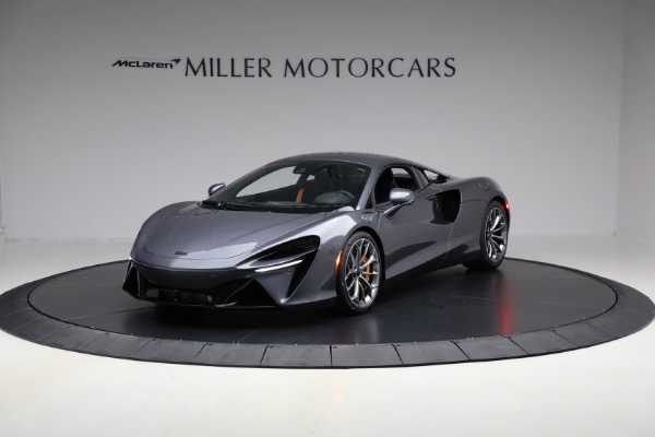 Used 2025 McLaren Artura Vision for sale $292,398 at Maserati of Greenwich in Greenwich CT 06830 1