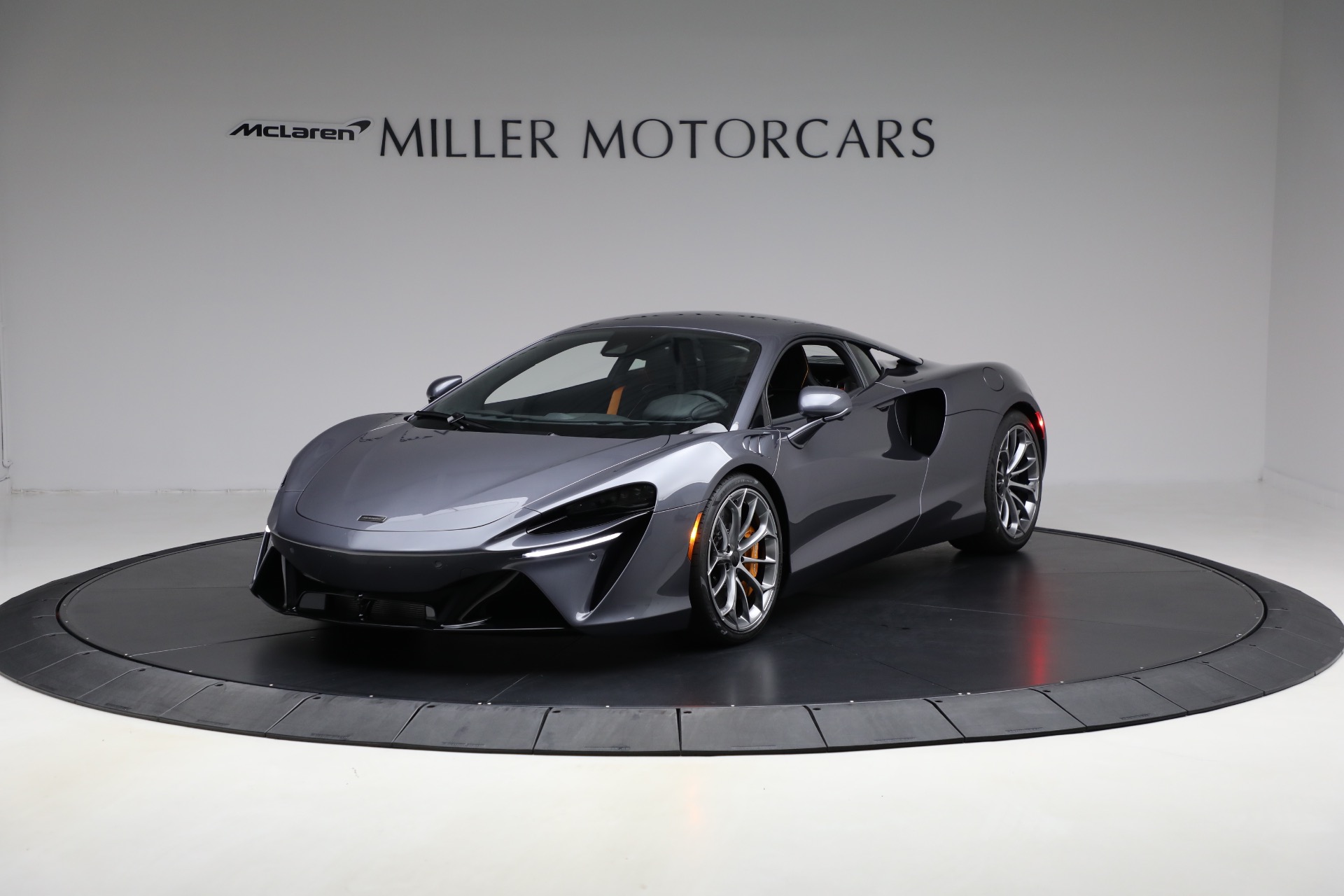 Used 2025 McLaren Artura Vision for sale $292,398 at Maserati of Greenwich in Greenwich CT 06830 1
