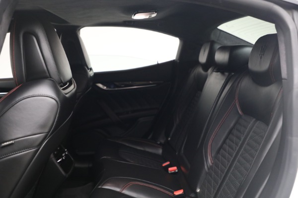 Used 2022 Maserati Ghibli Modena Q4 for sale $37,900 at Maserati of Greenwich in Greenwich CT 06830 17