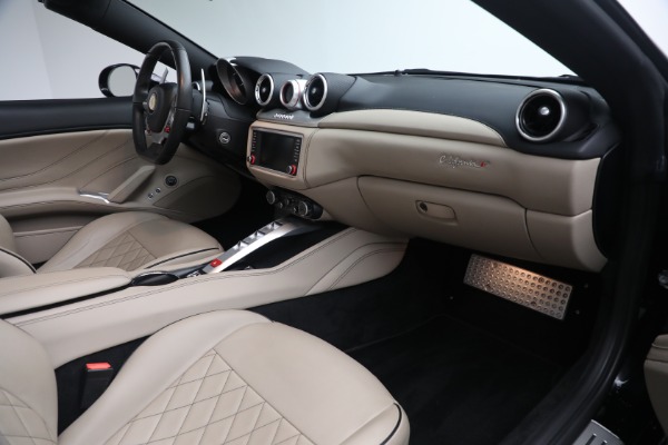 Used 2016 Ferrari California T for sale $122,900 at Maserati of Greenwich in Greenwich CT 06830 19