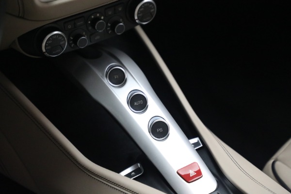 Used 2016 Ferrari California T for sale $122,900 at Maserati of Greenwich in Greenwich CT 06830 24