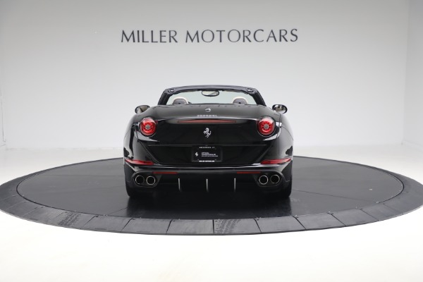 Used 2016 Ferrari California T for sale $122,900 at Maserati of Greenwich in Greenwich CT 06830 7