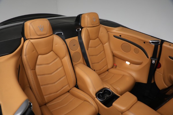 Used 2015 Maserati GranTurismo for sale Sold at Maserati of Greenwich in Greenwich CT 06830 23