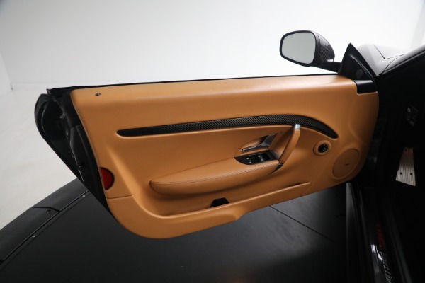 Used 2015 Maserati GranTurismo for sale Sold at Maserati of Greenwich in Greenwich CT 06830 27