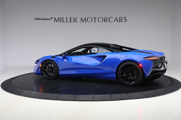 Used 2023 McLaren Artura Performance for sale Call for price at Maserati of Greenwich in Greenwich CT 06830 4