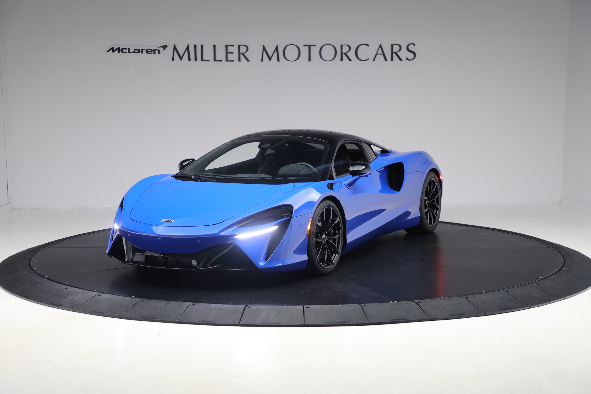 Used 2023 McLaren Artura Performance for sale Call for price at Maserati of Greenwich in Greenwich CT 06830 1