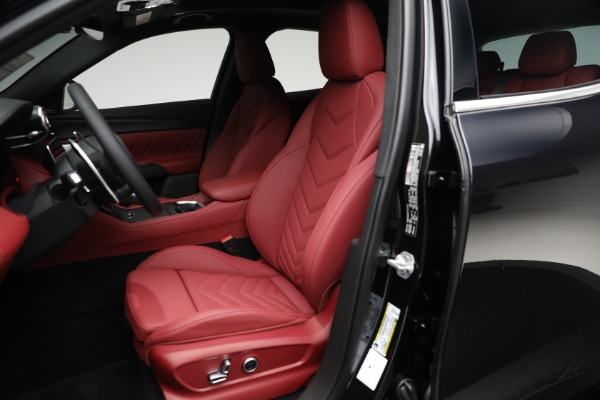 New 2025 Maserati Grecale for sale $84,856 at Maserati of Greenwich in Greenwich CT 06830 15
