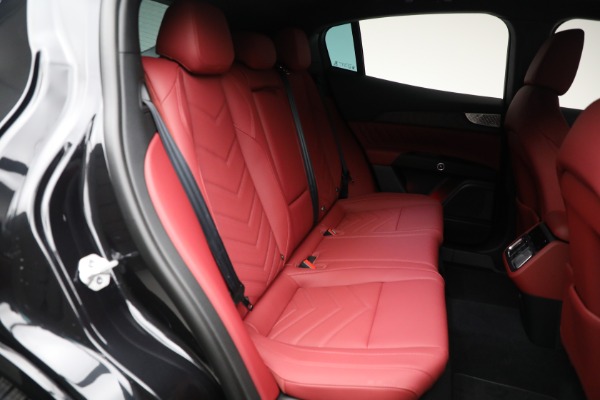 New 2025 Maserati Grecale for sale $84,856 at Maserati of Greenwich in Greenwich CT 06830 19