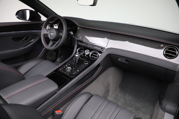 New 2025 Bentley Continental Black Edition for sale $333,700 at Maserati of Greenwich in Greenwich CT 06830 28