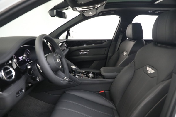 New 2025 Bentley Bentayga V8 for sale $228,660 at Maserati of Greenwich in Greenwich CT 06830 16