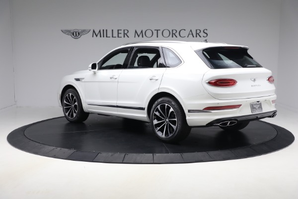 New 2025 Bentley Bentayga V8 for sale $228,660 at Maserati of Greenwich in Greenwich CT 06830 3