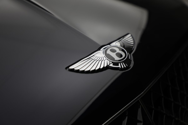 New 2025 Bentley Bentayga V8 for sale Sold at Maserati of Greenwich in Greenwich CT 06830 13