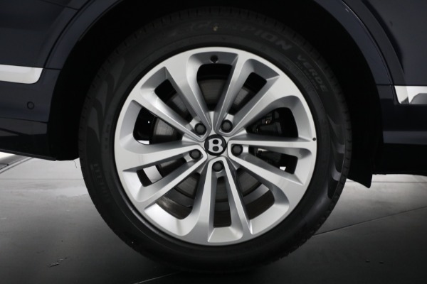 New 2025 Bentley Bentayga V8 for sale Sold at Maserati of Greenwich in Greenwich CT 06830 16