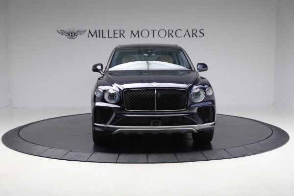 Used 2024 Bentley Bentayga EWB V8 for sale $204,900 at Maserati of Greenwich in Greenwich CT 06830 11