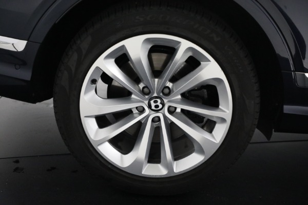 Used 2024 Bentley Bentayga EWB V8 for sale $204,900 at Maserati of Greenwich in Greenwich CT 06830 14