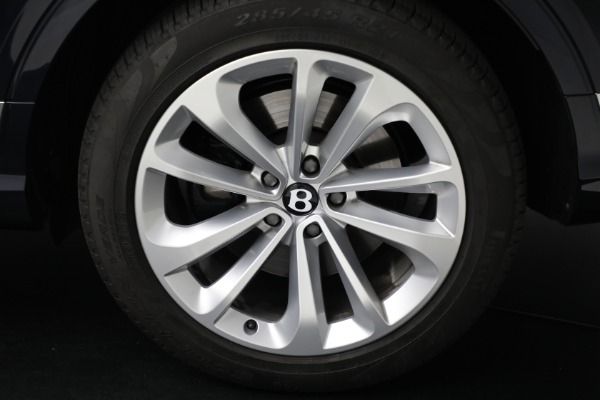 Used 2024 Bentley Bentayga EWB V8 for sale $204,900 at Maserati of Greenwich in Greenwich CT 06830 15