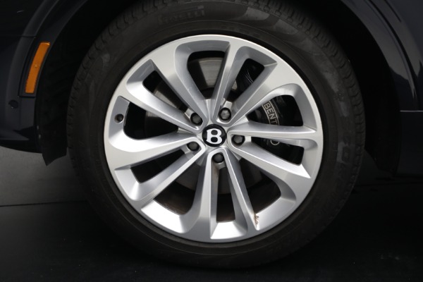 Used 2024 Bentley Bentayga EWB V8 for sale $204,900 at Maserati of Greenwich in Greenwich CT 06830 16