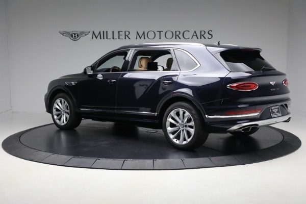 Used 2024 Bentley Bentayga EWB V8 for sale $204,900 at Maserati of Greenwich in Greenwich CT 06830 3