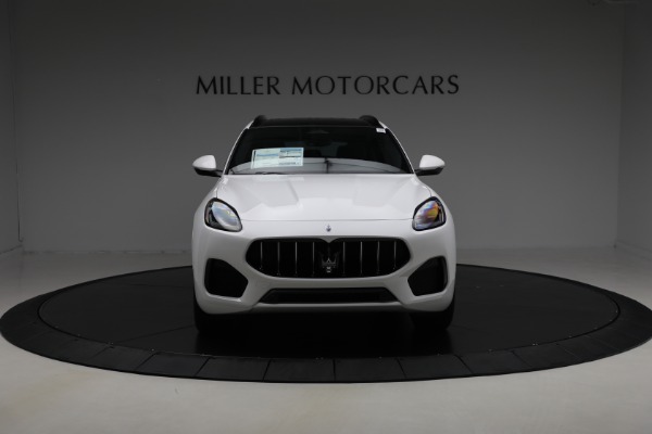 Used 2025 Maserati Grecale for sale $57,550 at Maserati of Greenwich in Greenwich CT 06830 12