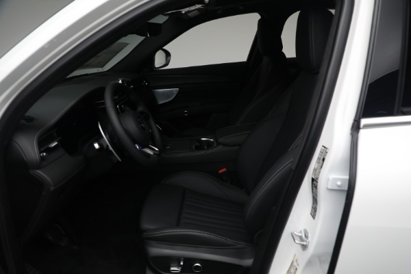 Used 2025 Maserati Grecale for sale $57,550 at Maserati of Greenwich in Greenwich CT 06830 13
