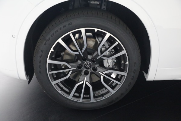 Used 2025 Maserati Grecale for sale $57,550 at Maserati of Greenwich in Greenwich CT 06830 24