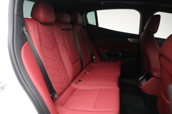 New 2025 Maserati Grecale for sale $81,910 at Maserati of Greenwich in Greenwich CT 06830 19