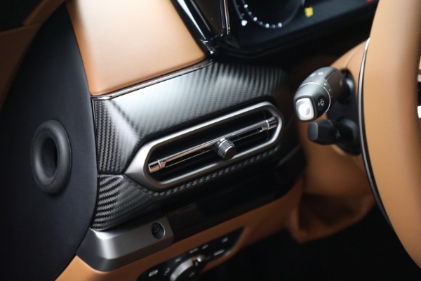 New 2026 Aston Martin Vantage for sale $240,100 at Maserati of Greenwich in Greenwich CT 06830 21