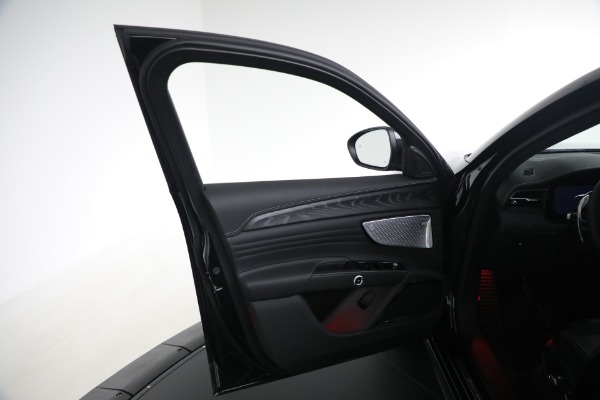 New 2025 Maserati Grecale for sale $71,889 at Maserati of Greenwich in Greenwich CT 06830 23