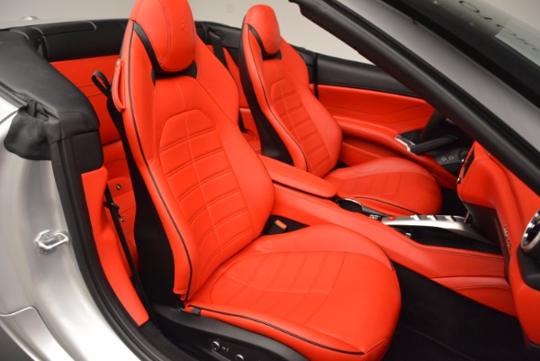 Used 2016 Ferrari California T for sale Sold at Maserati of Greenwich in Greenwich CT 06830 26