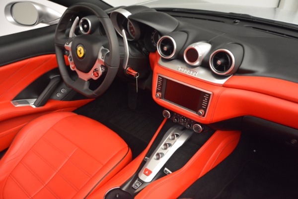 Used 2016 Ferrari California T for sale Sold at Maserati of Greenwich in Greenwich CT 06830 27