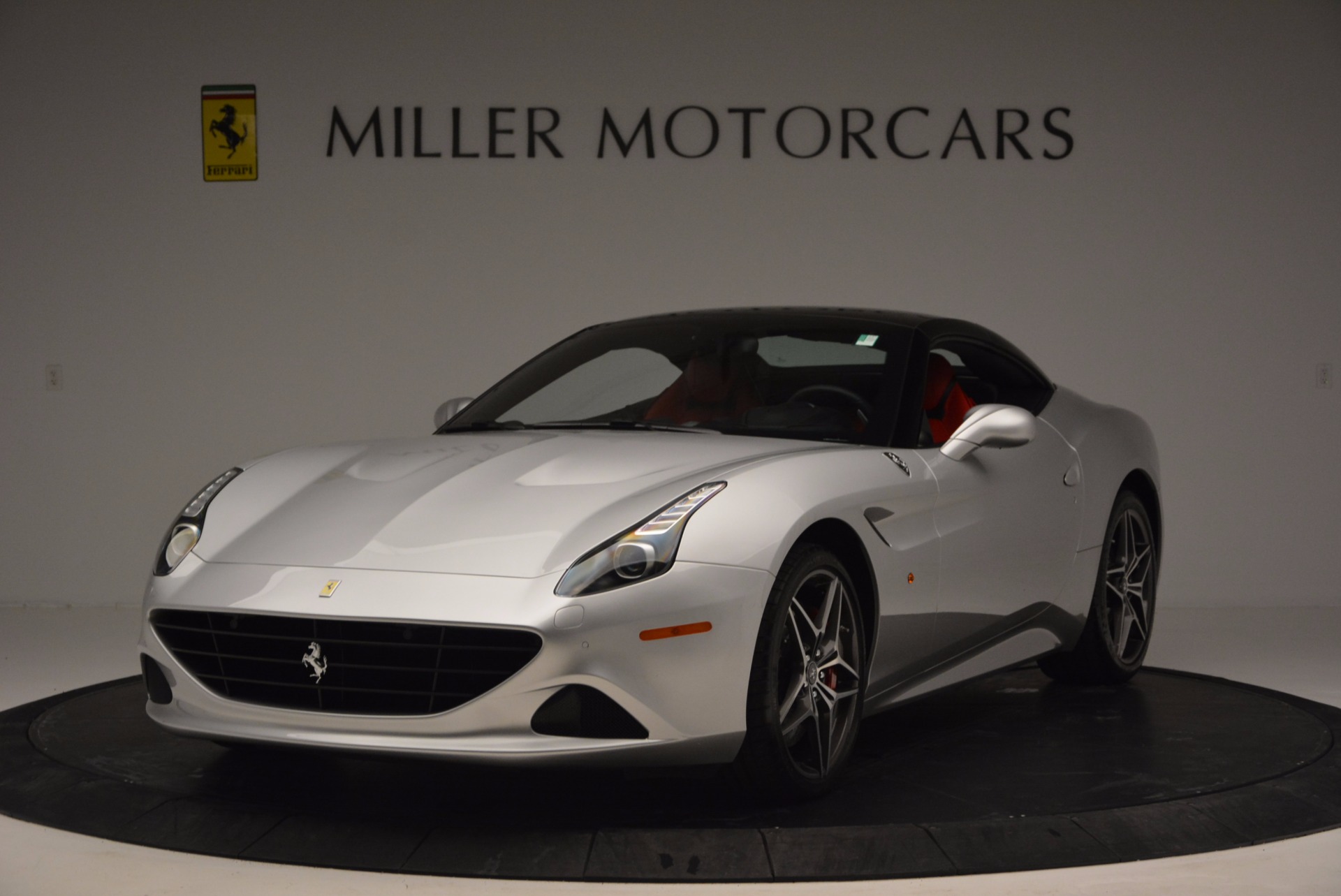 Used 2016 Ferrari California T for sale Sold at Maserati of Greenwich in Greenwich CT 06830 1