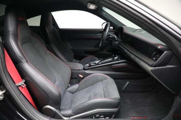 Used 2025 Porsche 911 Carrera GTS for sale $185,900 at Maserati of Greenwich in Greenwich CT 06830 16