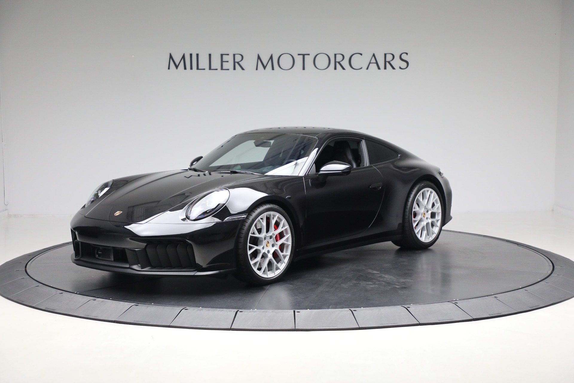 Used 2025 Porsche 911 Carrera GTS for sale $185,900 at Maserati of Greenwich in Greenwich CT 06830 1