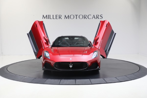 Used 2024 Maserati MC20 Cielo for sale $239,900 at Maserati of Greenwich in Greenwich CT 06830 25