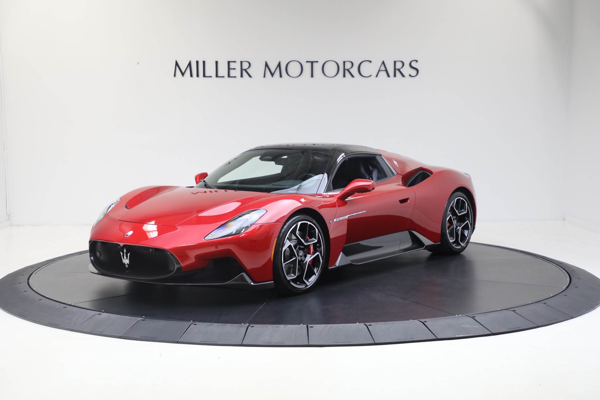 Used 2024 Maserati MC20 Cielo for sale $239,900 at Maserati of Greenwich in Greenwich CT 06830 1