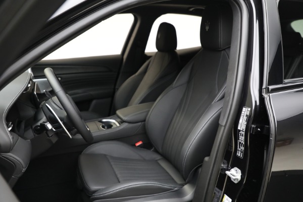 New 2025 Maserati Grecale Modena for sale $82,215 at Maserati of Greenwich in Greenwich CT 06830 14