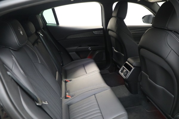 New 2025 Maserati Grecale Modena for sale $82,215 at Maserati of Greenwich in Greenwich CT 06830 18