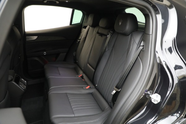 New 2025 Maserati Grecale Modena for sale $82,215 at Maserati of Greenwich in Greenwich CT 06830 21