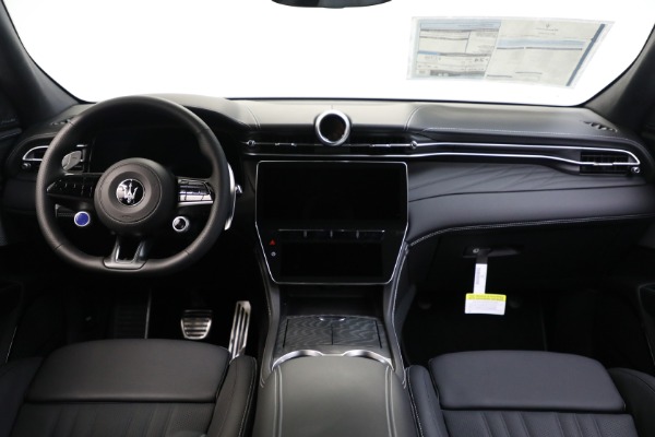 New 2025 Maserati Grecale Modena for sale $82,215 at Maserati of Greenwich in Greenwich CT 06830 22