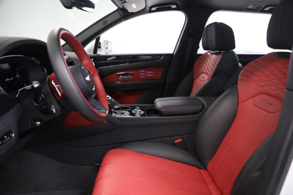 Used 2025 Bentley Bentayga EWB Azure V8 for sale $255,900 at Maserati of Greenwich in Greenwich CT 06830 16