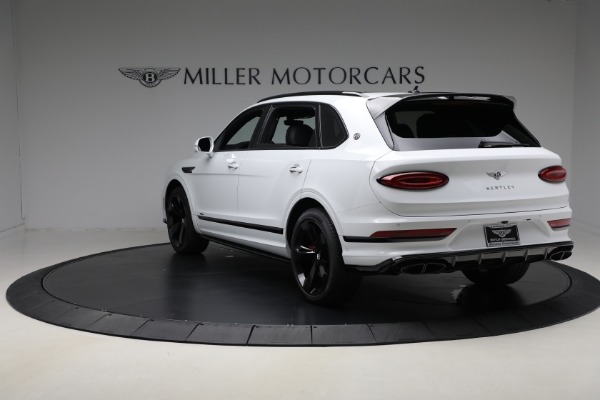 Used 2025 Bentley Bentayga EWB Azure V8 for sale $255,900 at Maserati of Greenwich in Greenwich CT 06830 3